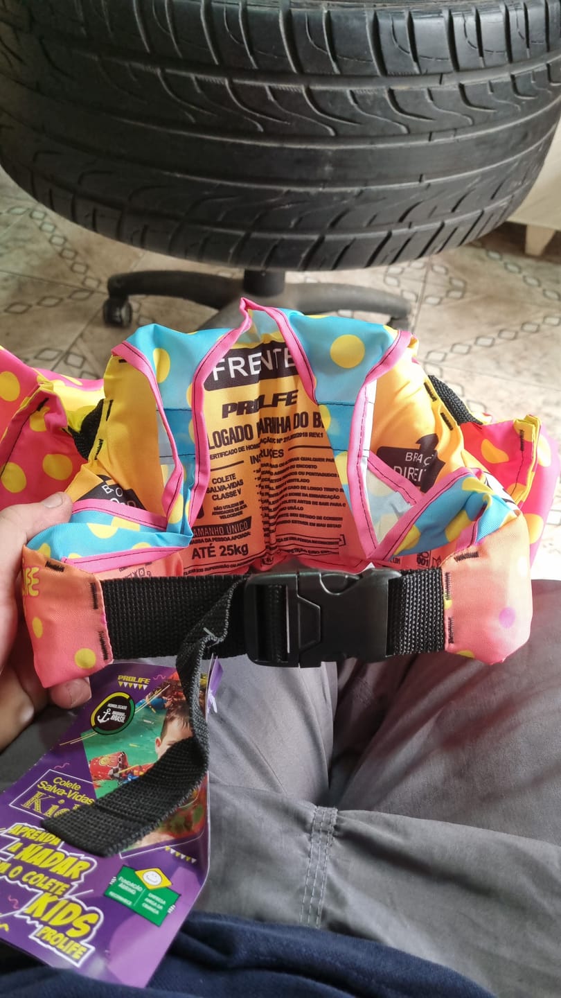 Customer photo review of Colete Salva-Vidas Infantil Homologado