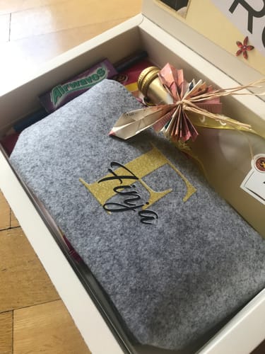 Customer photo review of Initiale - Individuelle Kosmetiktasche Filz