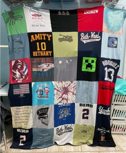 T-shirt quilt featuring yankees by Rebecca from GA