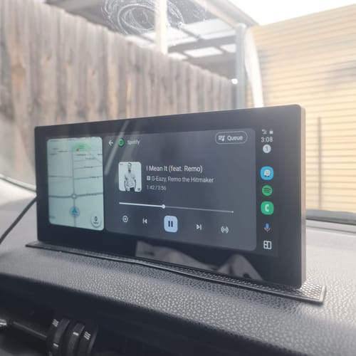 Customer photo review of Portable Standalone Wireless Apple CarPlay & Wireless Android Auto