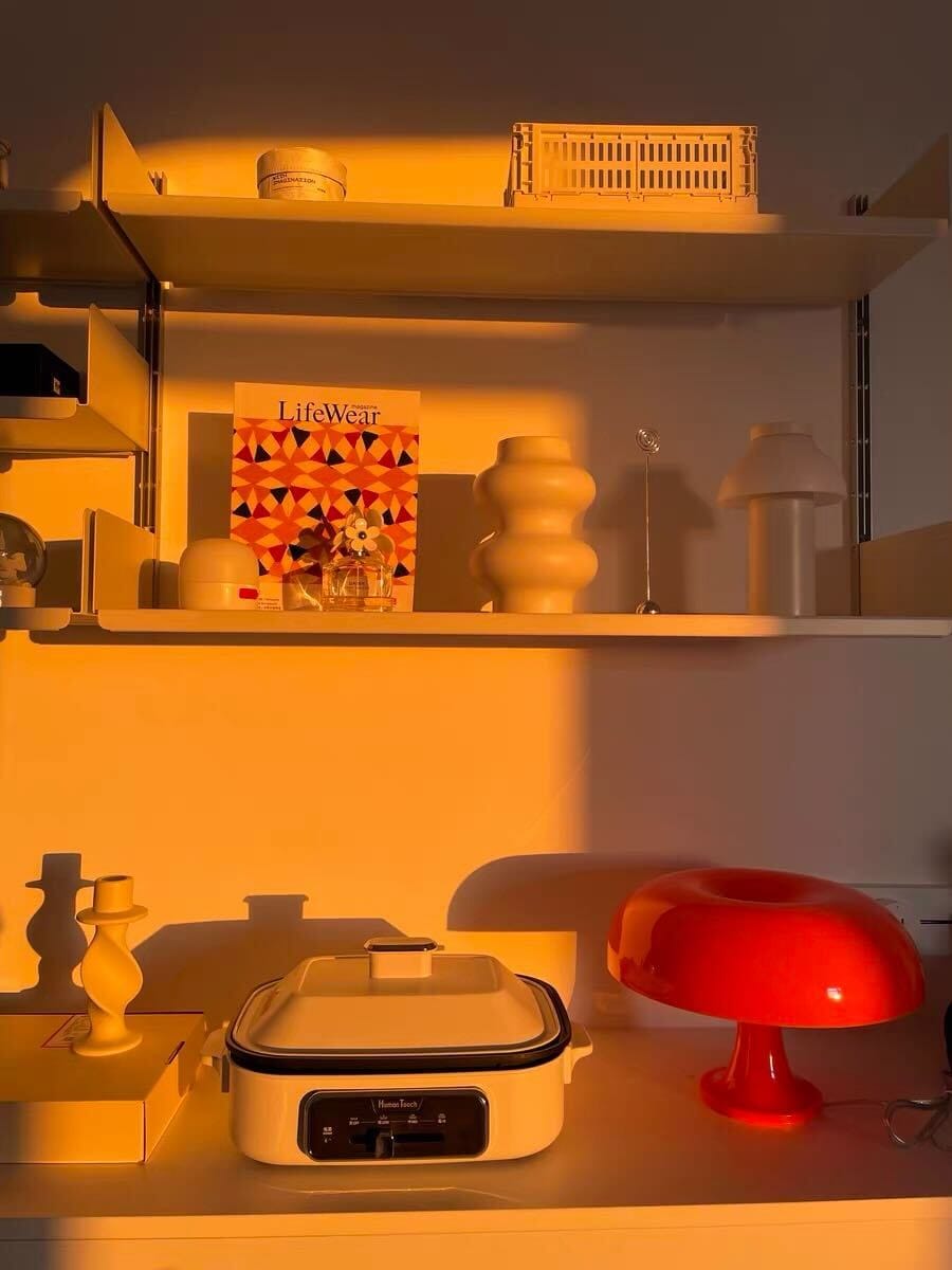 Customer photo review of Mandarin Dream Table Lamp