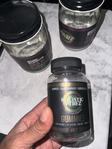 Customer photo review of Organic Sea Moss Gummy Bears