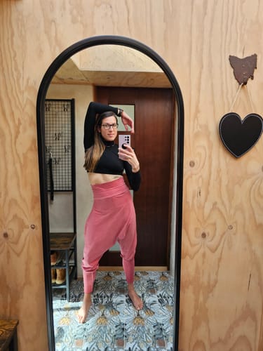 Customer photo review of Luna Organic Crop Top