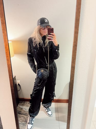 Customer photo review of JUMPER BLACK LONG SLEEVE JUMPSUIT