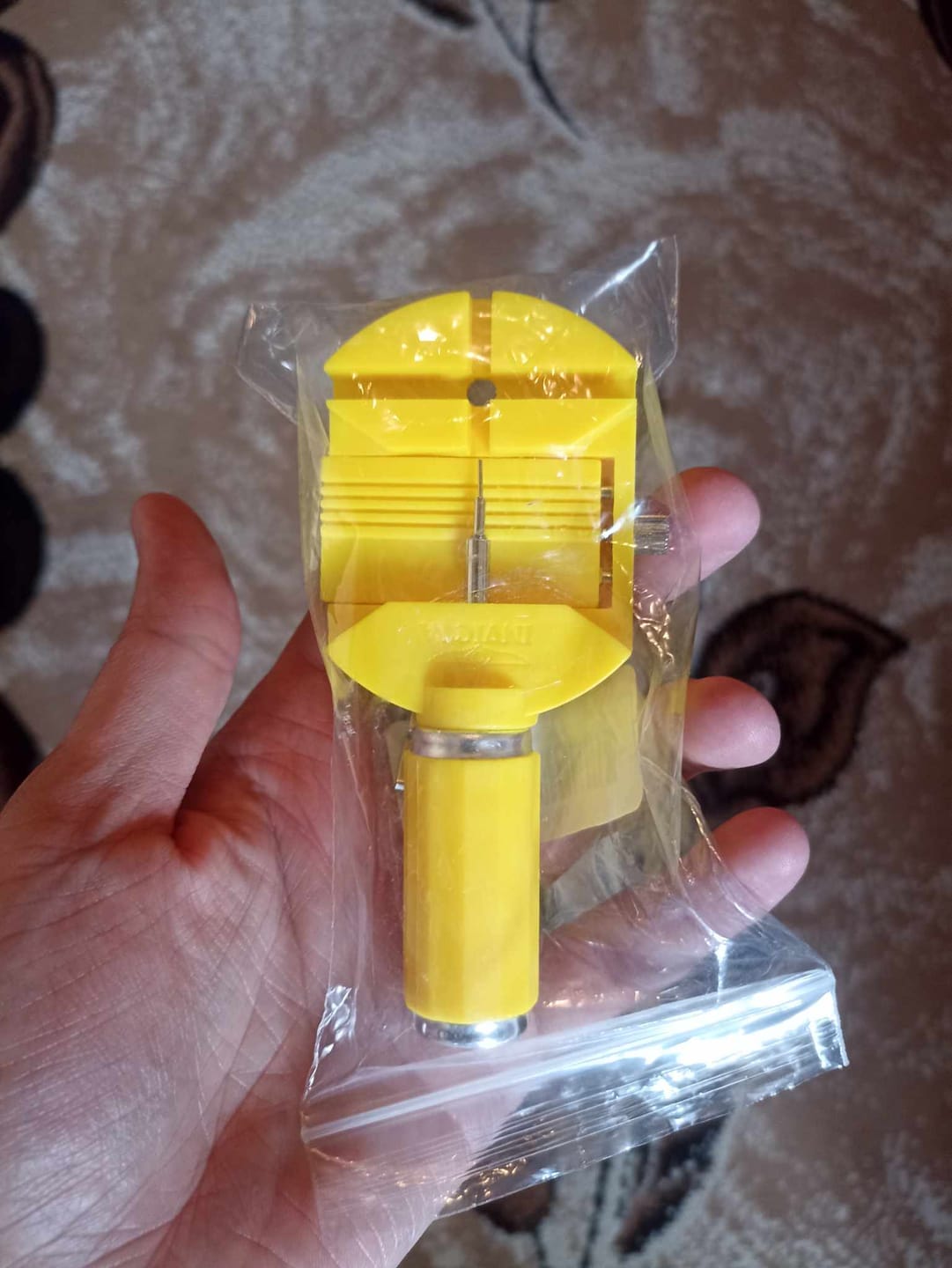 Customer photo review of Invicta IT003 Orange Watch Sizing Tool