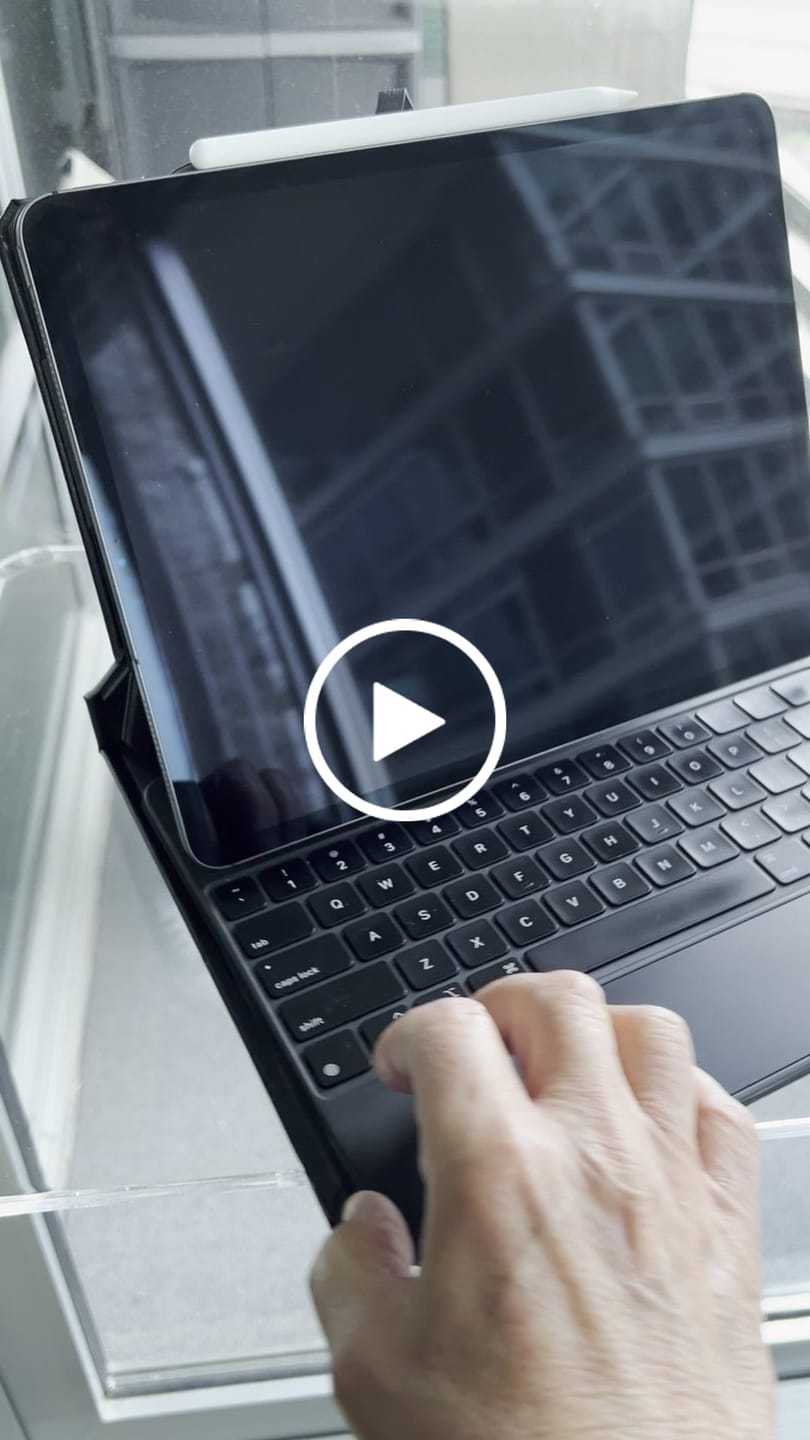 Customer video review of Magic Keyboard Case | Book-Style