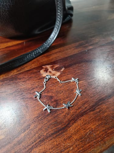 Customer photo review of Molto Kiss Bracelet