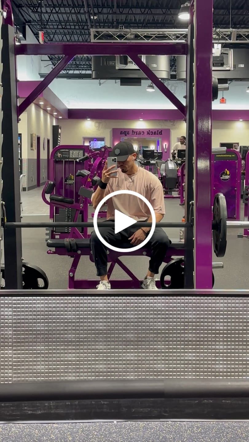 Customer video review of 464 Skyline Super Sized Tees