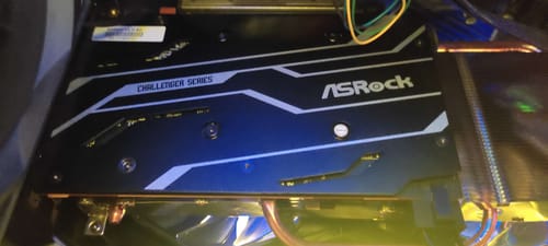 Customer photo review of Tarjeta de Video Asrock Challenger AMD Radeon RX 6600 1080 FHD Memoria 8GB GDDR6 PCle 4.0 Frecuencia procesador 1626 MHz