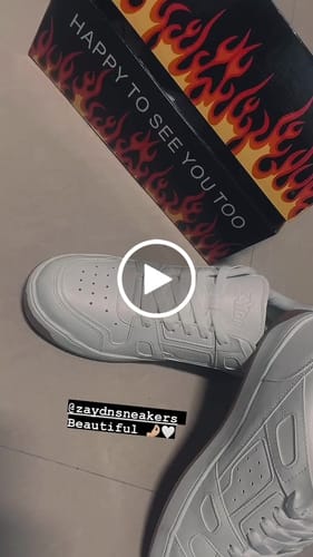 Customer video review of CLUB Off White