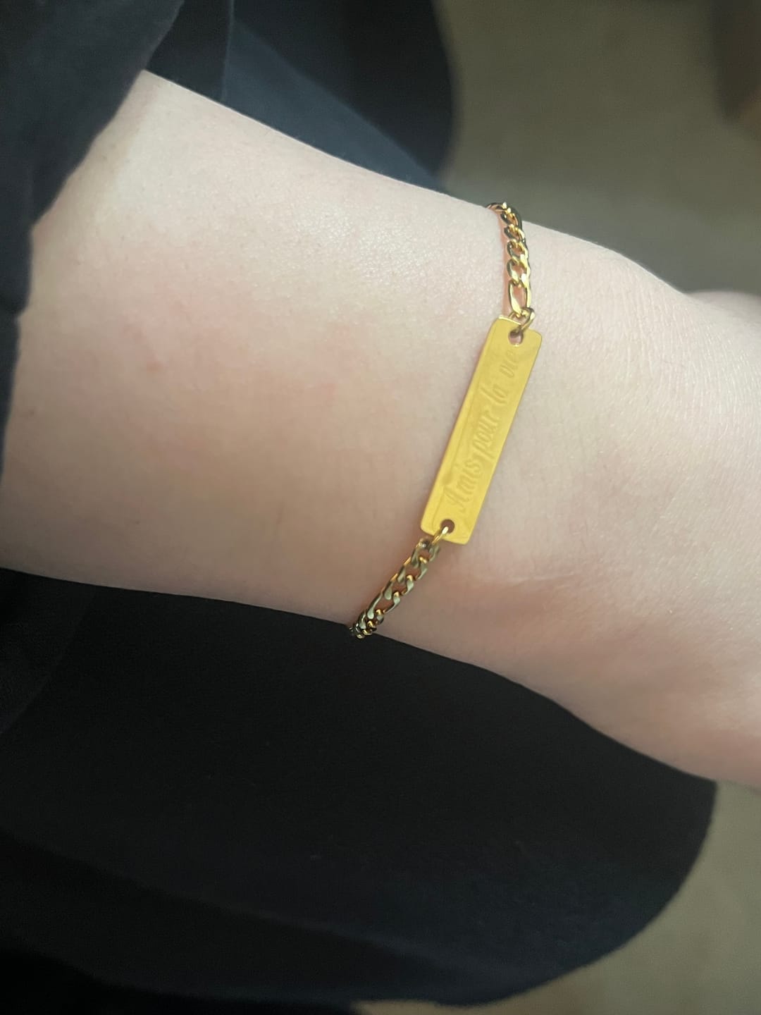 Customer photo review of Figaro Bar | Armband + Gravur