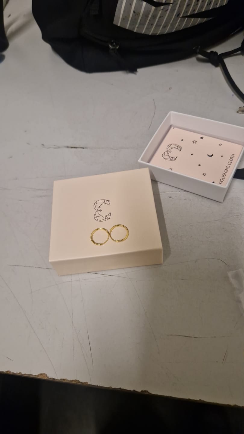 Customer photo review of Pendientes Aretes