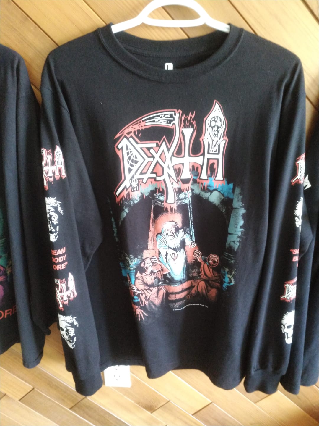 Customer photo review of Death - Scream Bloody Gore - Longsleeve Shirt