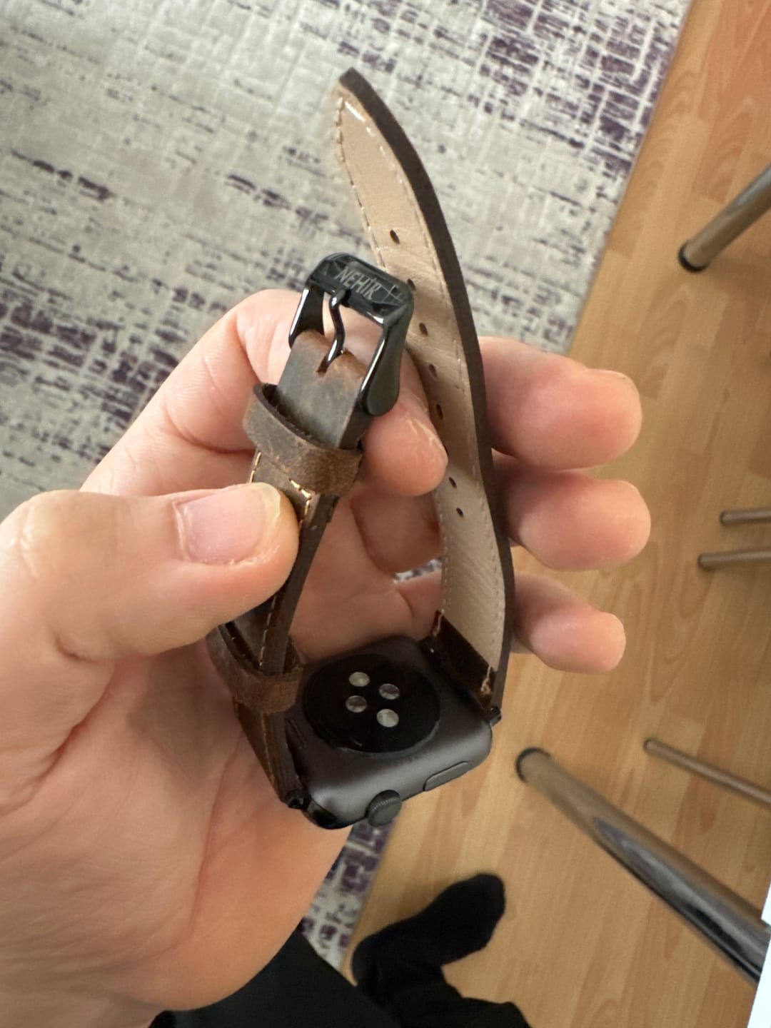 Customer photo review of Apple Watch Deri Kordon Taba - Crazy