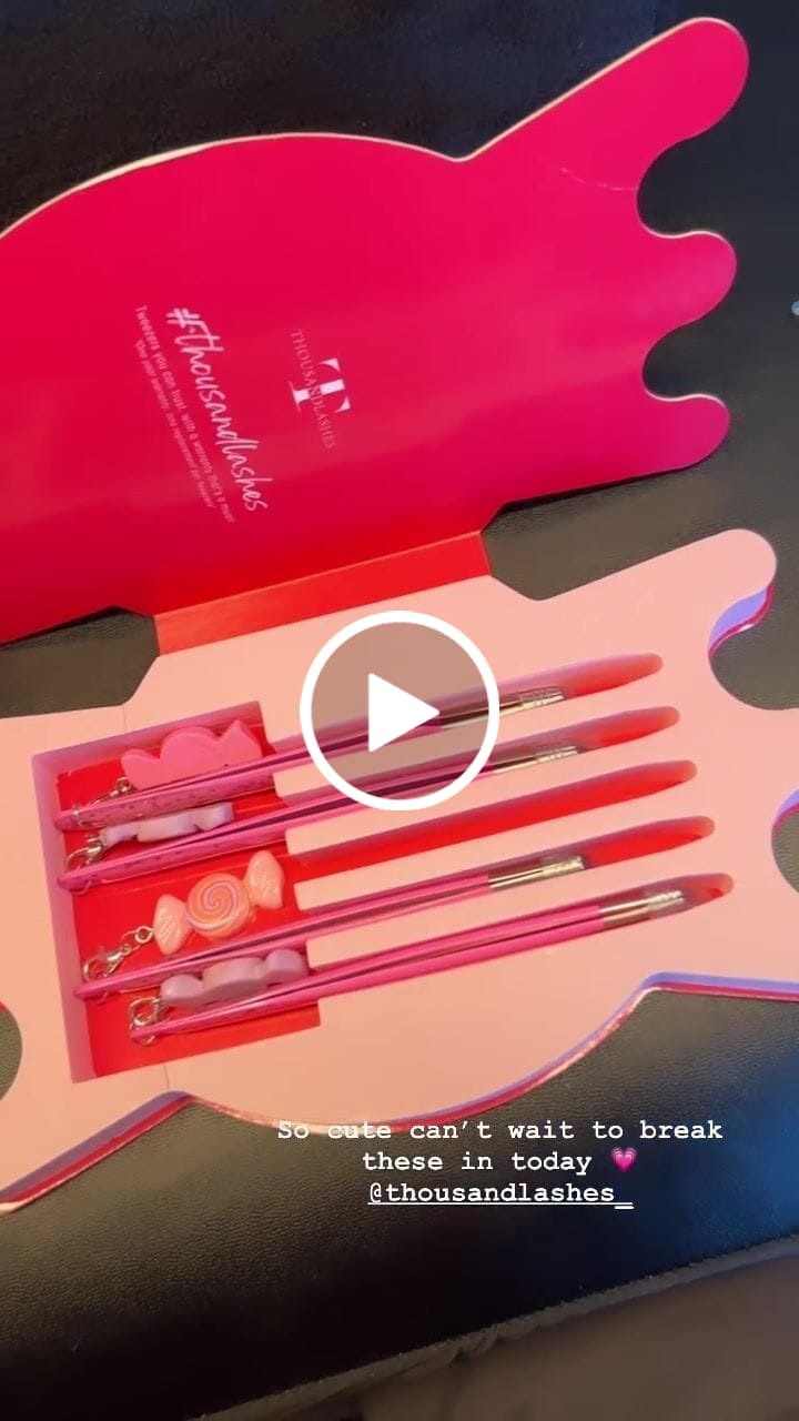 Customer video review of CANDY-CHARM TWEEZER KIT