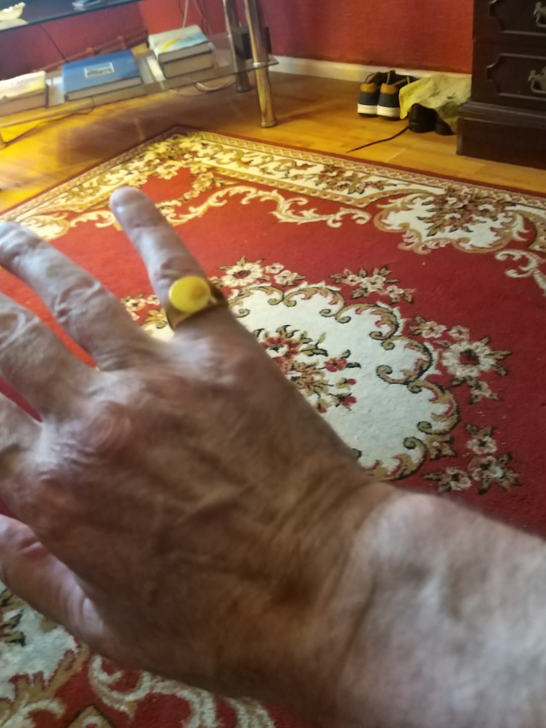 Customer photo review of ROUND. - GOLD