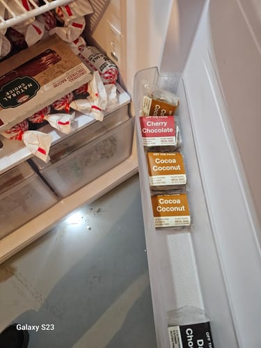 Customer photo review of Cocoa Coconut Meal Bar - Box of 12