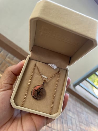 Customer photo review of Printave™ Personalized Round Necklace