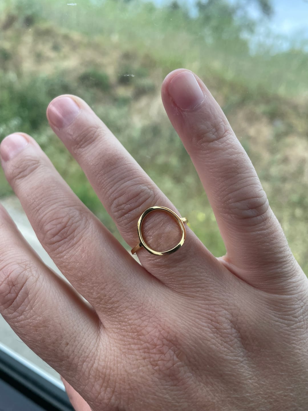 Customer photo review of Anillo Ovali