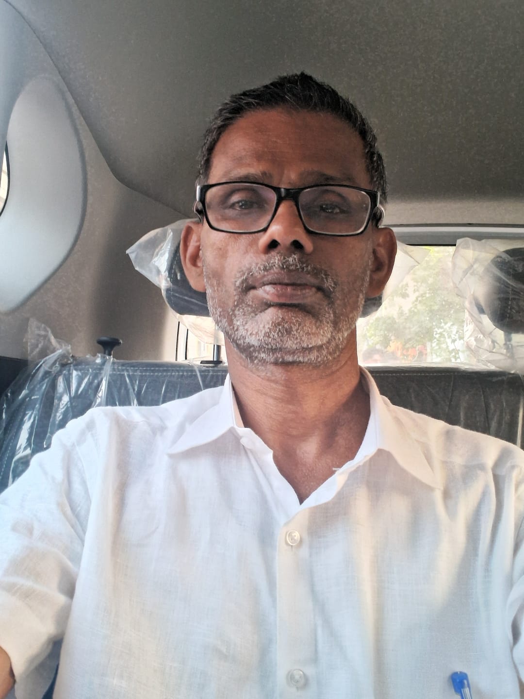Customer photo review of Linen Rise - White Shirt For Men