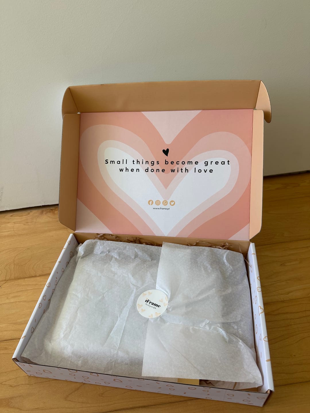 Customer photo review of Lâmpada Frase & Fotografia Personalizável