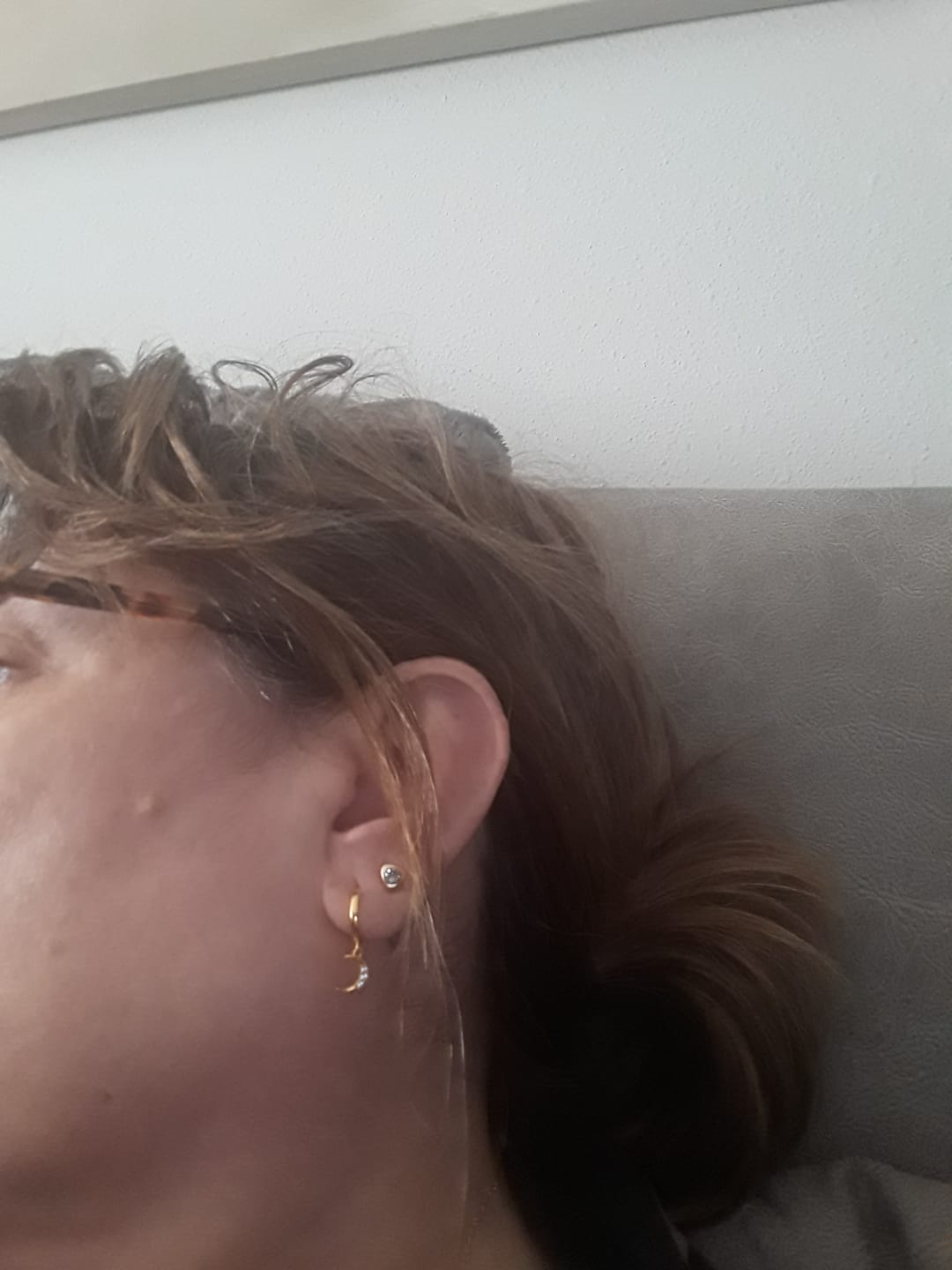 Customer photo review of Pendientes Universe