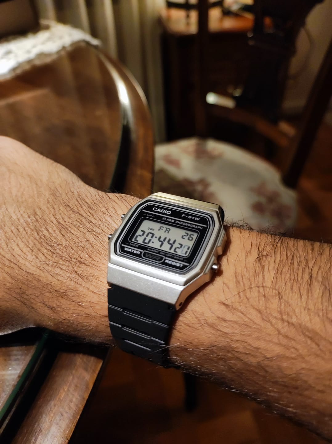 Customer photo review of Reloj Casio Vintage F-91WM-7ADF Plateado/Negro