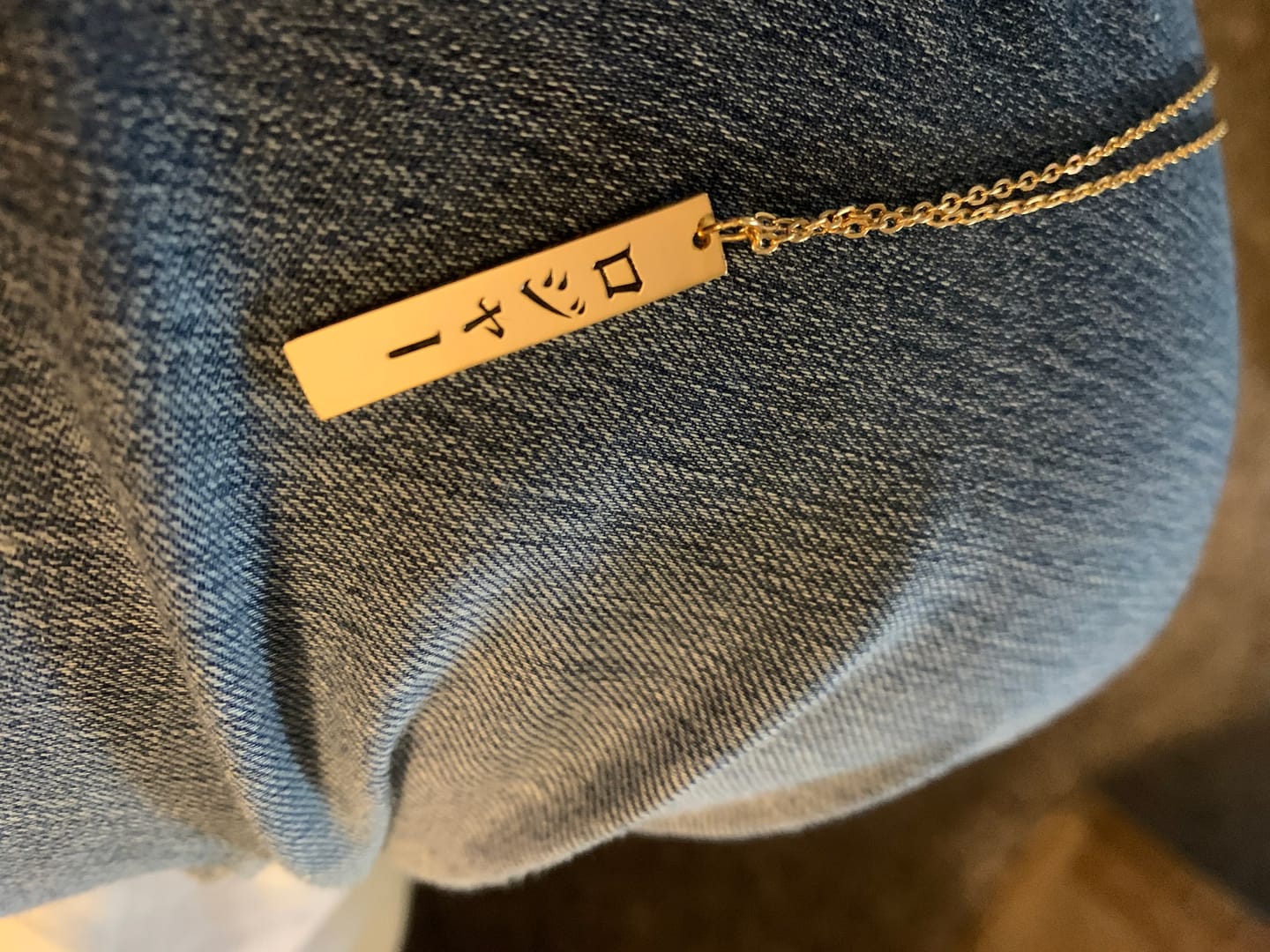 Customer photo review of Collier Nom Japonais Personnalisé