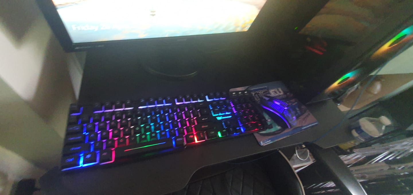 Customer photo review of Gaming Keyboard & Mouse Bundle