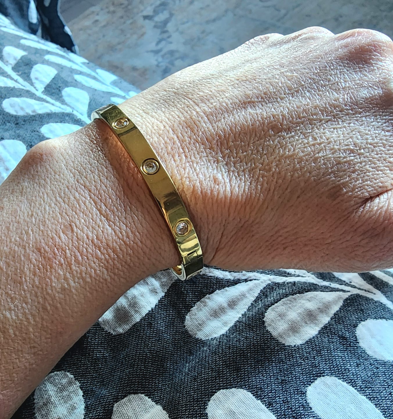 Customer photo review of IT’S DESIGNER BRACELETS | Tarnish Free | Stainless Steel | Bracelet (1 piece)