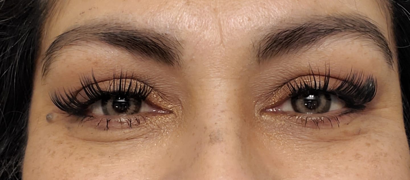 Customer photo review of Ruri Brown Prescription Colored Contact Lenses