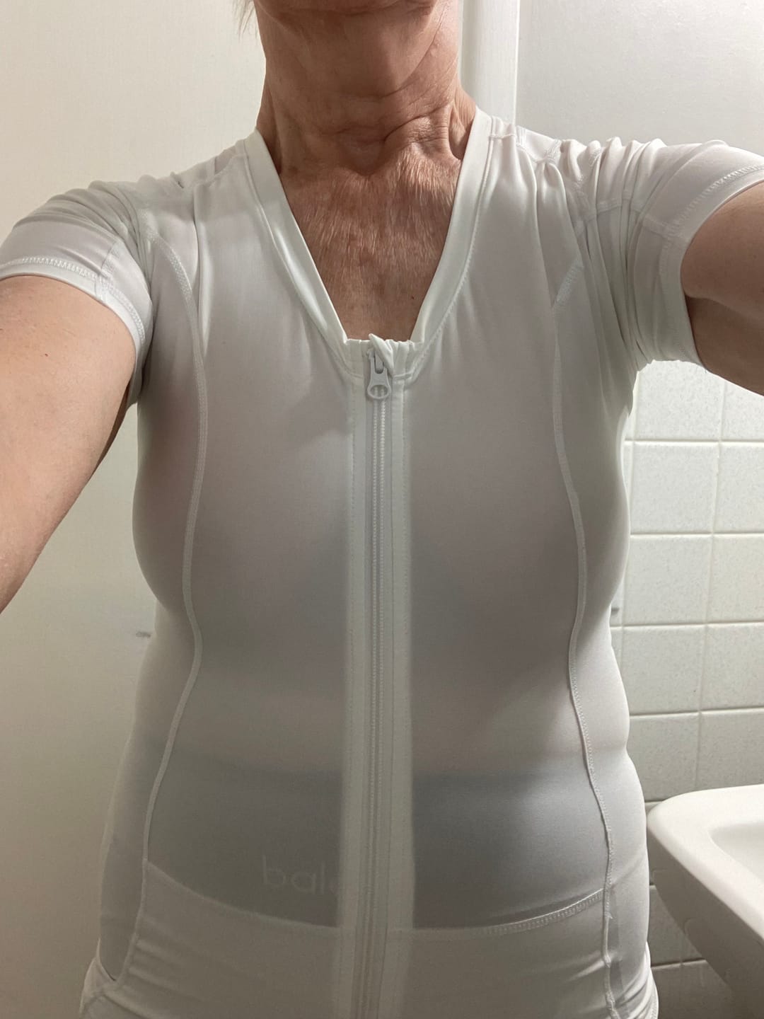 Customer photo review of Posture Shirt® For Women - Zipper