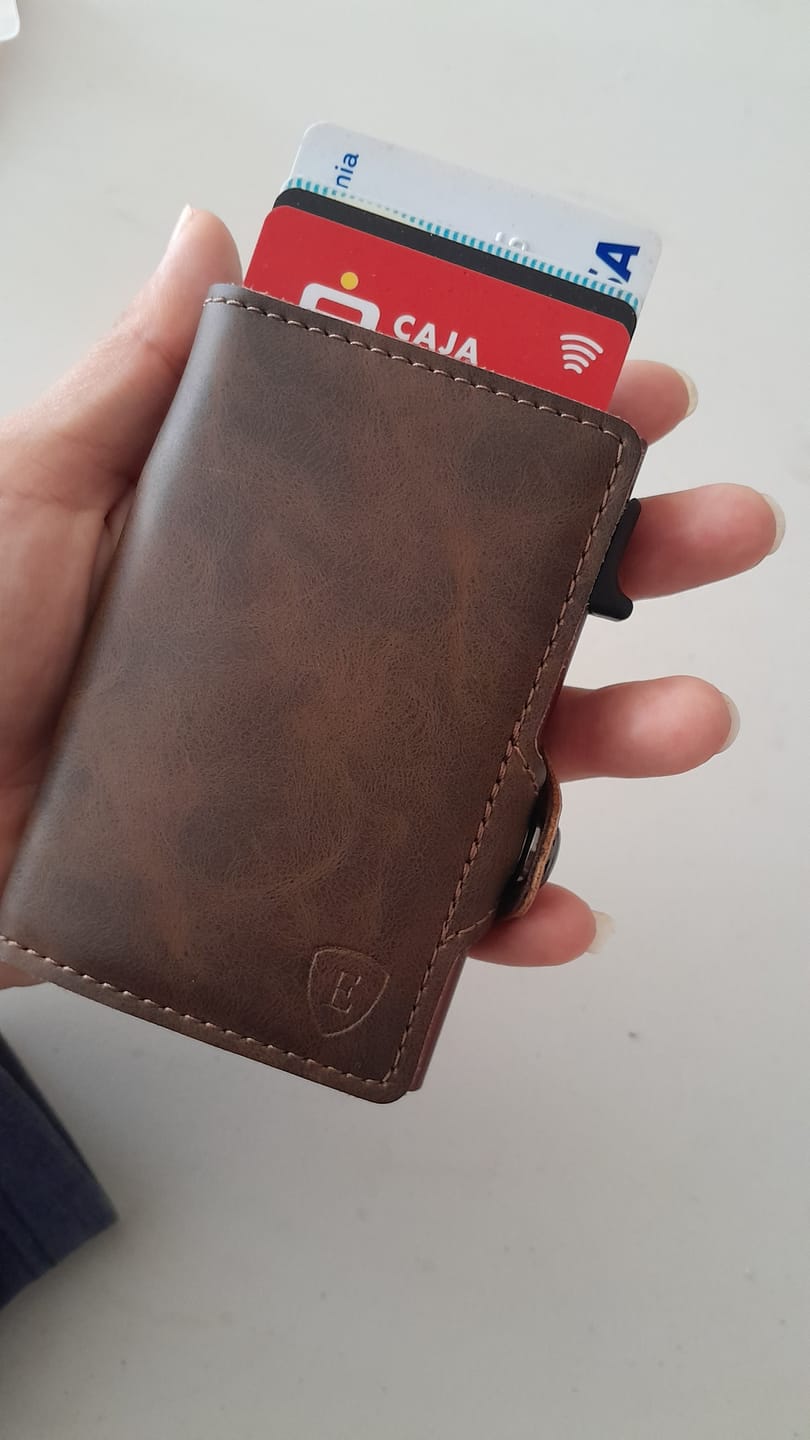Customer photo review of E-DARK BROWN