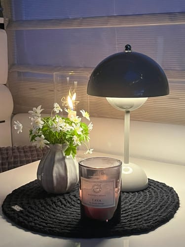 Customer photo review of Bordslampa - Svamplampa Flowerbud - Batteridriven 5000 mAH