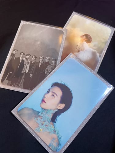 Customer photo review of PREMIUM SHIMMER PHOTOCARD SLEEVES - SILVER SHIMMER