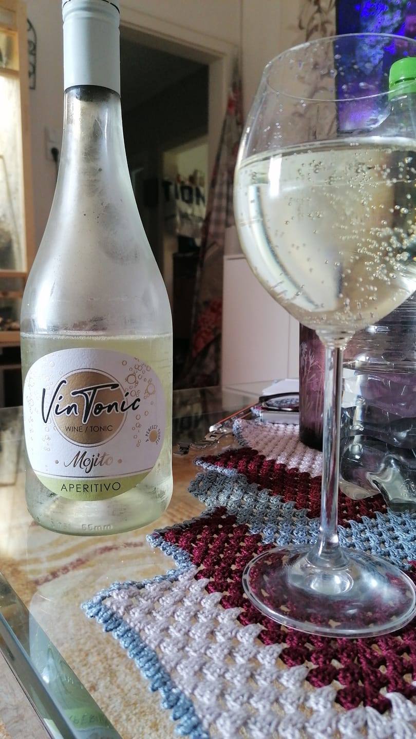 Customer photo review of NEU: VinTonic Mix 3x Mojito + 3x Lemonello