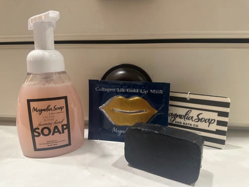 Customer photo review of Magnolia Monthly