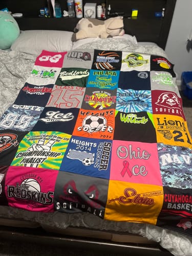 T-shirt quilt featuring redskins by Diana from OH