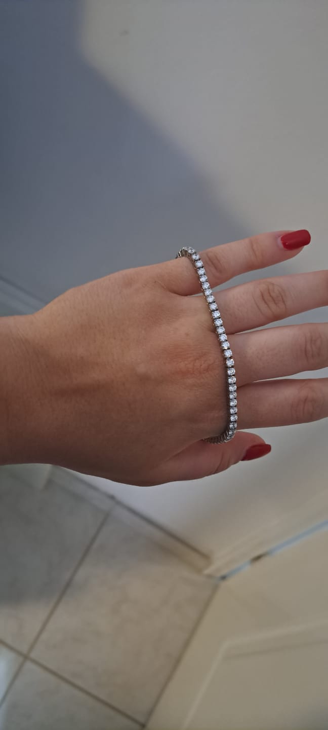 Customer photo review of TENNISBOY BRACELET. - 3MM WHITE GOLD