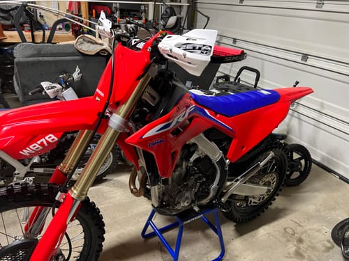 Customer photo review of HONDA *SEE DETAILS FOR ALL YEARS & MODELS THIS FITS - YZ Blue Sides / YZ Blue Top / YZ Blue Ribs