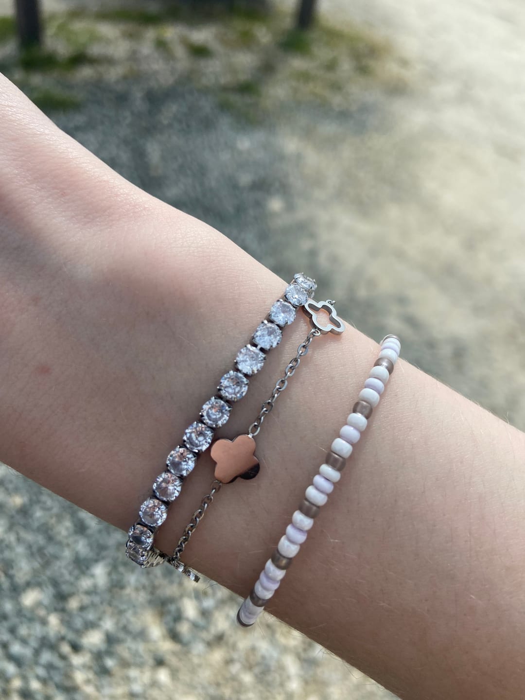 Customer photo review of Clover Armband | 18K vergoldet