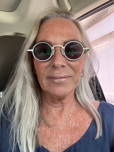 Customer photo review of Bil-3 | Round/Yellow/TR90