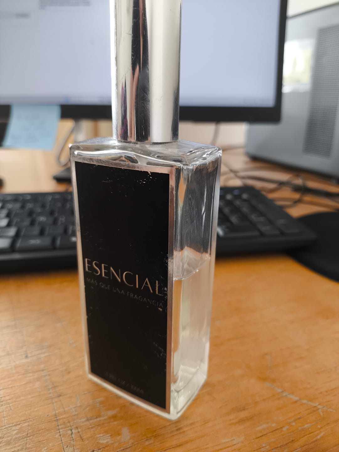 Customer photo review of H194 Inspirado en: Bad Boy Cobalt Parfum Electrique - Carolina Herrera