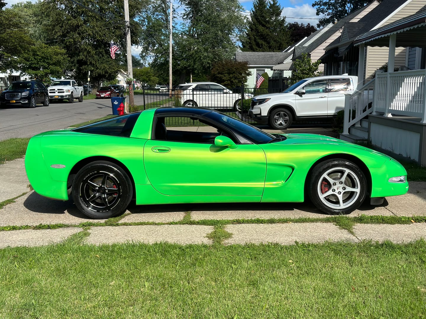 Customer photo review of Candy Metallic Neon Green vinyl wrap