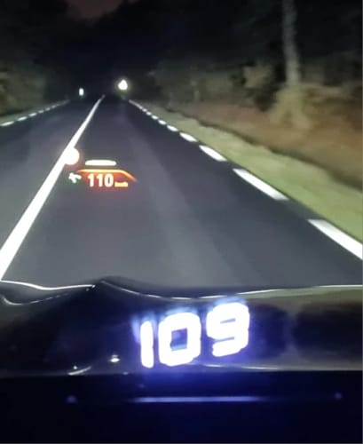 Customer photo review of SpeedPro - Das nützlichste Upgrade an deinem Auto!