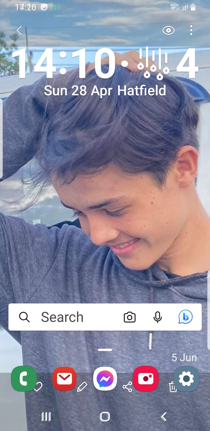 Customer photo review of Oud Implosion