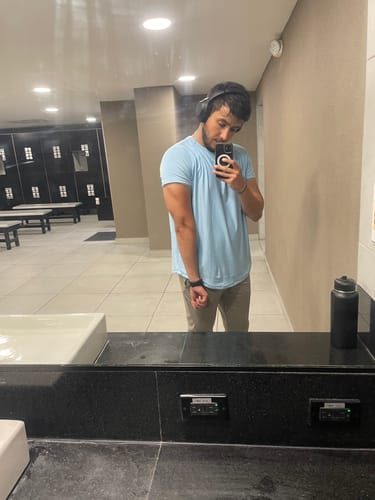 Customer photo review of Training Sport Tee - Sky Blue