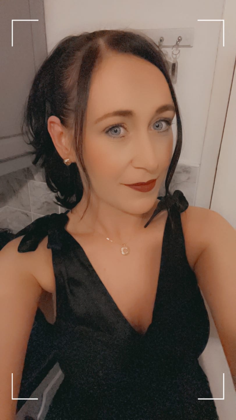 Customer photo review of Stranded Long Straight Clip-in Ponytail #2 Nigella