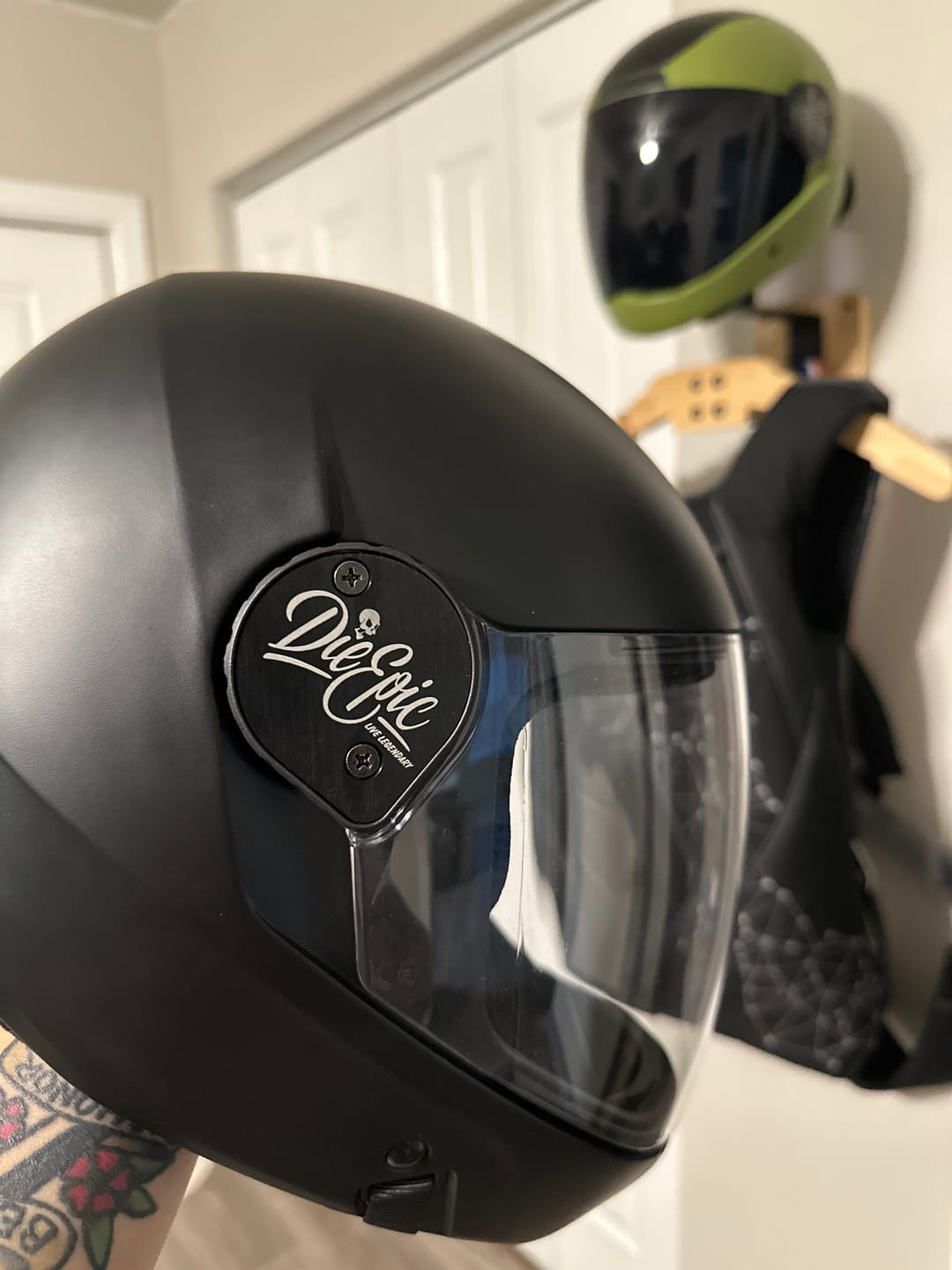 Customer photo review of Die Epic Cookie G4 Helmet Aluminum Side Plates