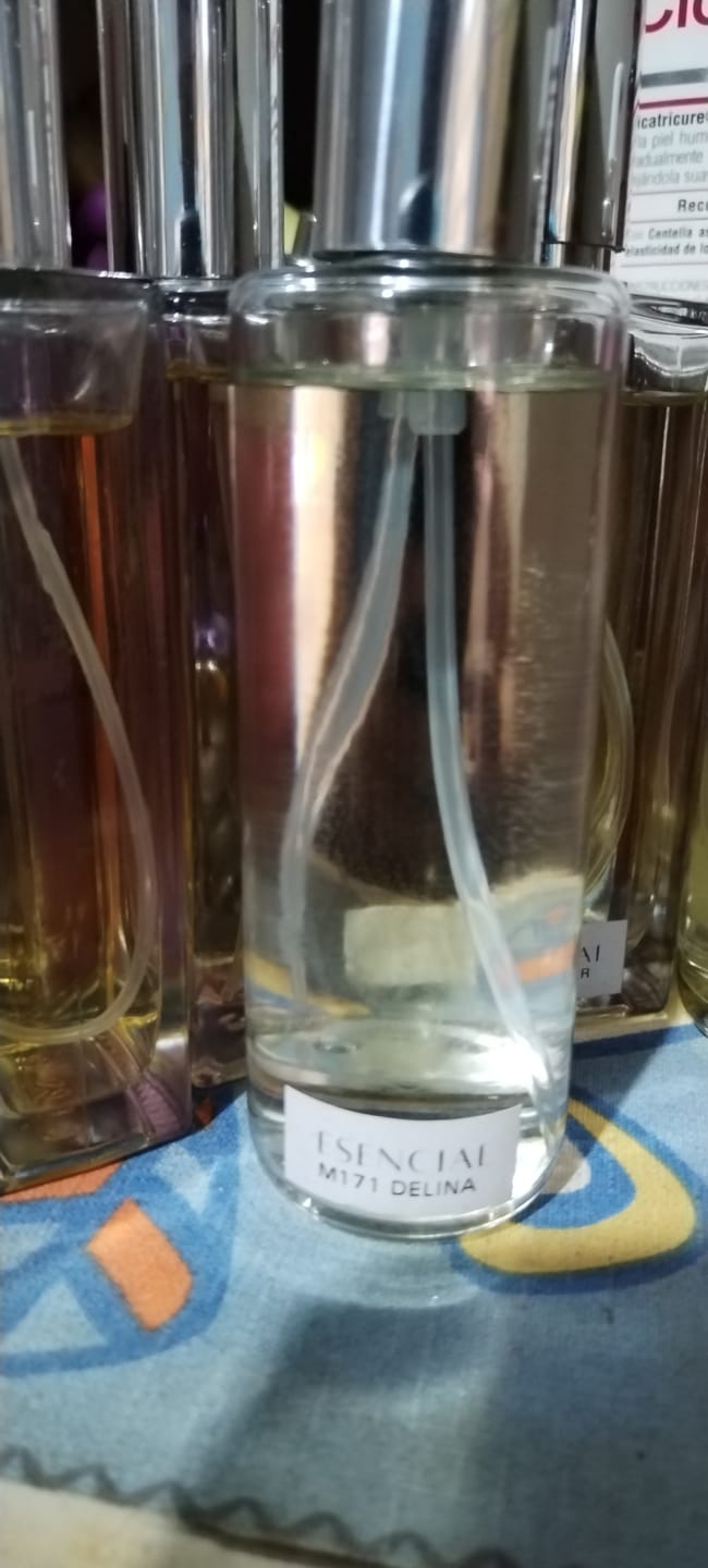 Customer photo review of M171 Inspirado en: Delina - Parfums de Marly